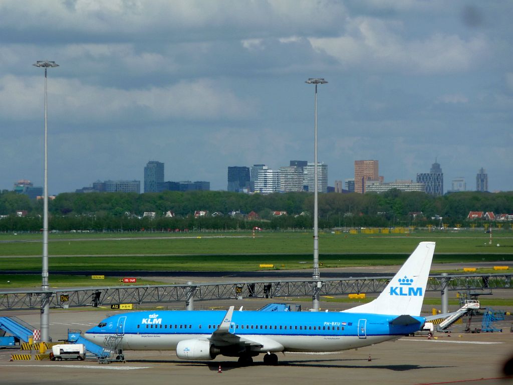 D-E Platform - DPH-BXU Boeing 737-8BK - Amsterdam